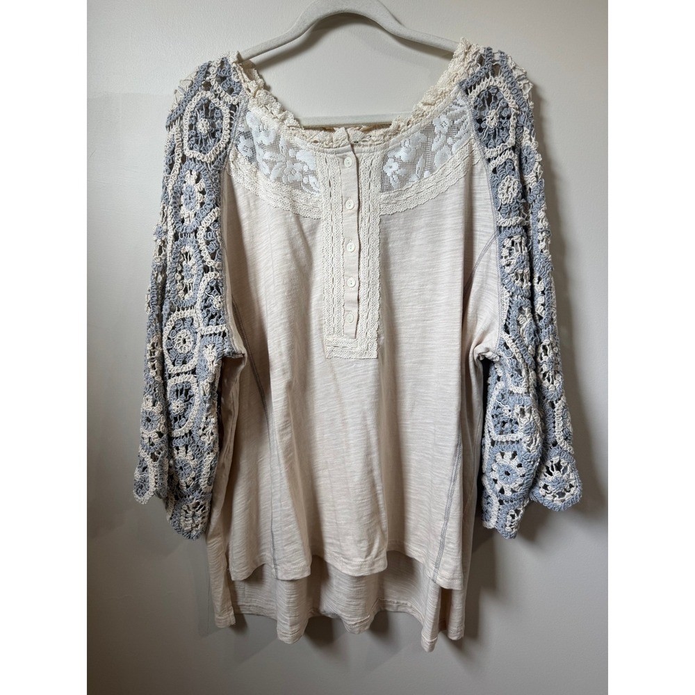 Jaded Gypsy Boho Crochet Lace Henley Top Long Sleeve Cream Grey Slub Knit